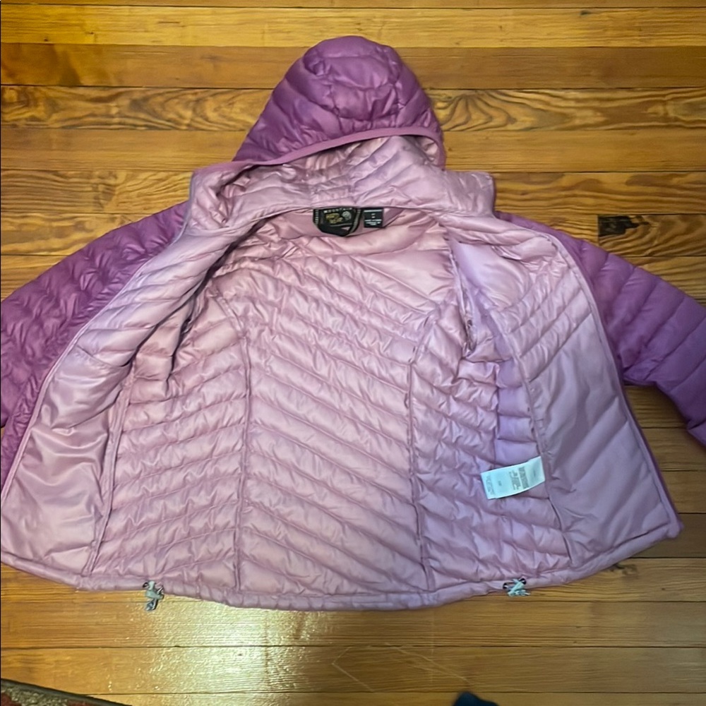 Mountain Hardwear women’s XS Purple Puffer Jacket with Hood - Picture 8 of 8